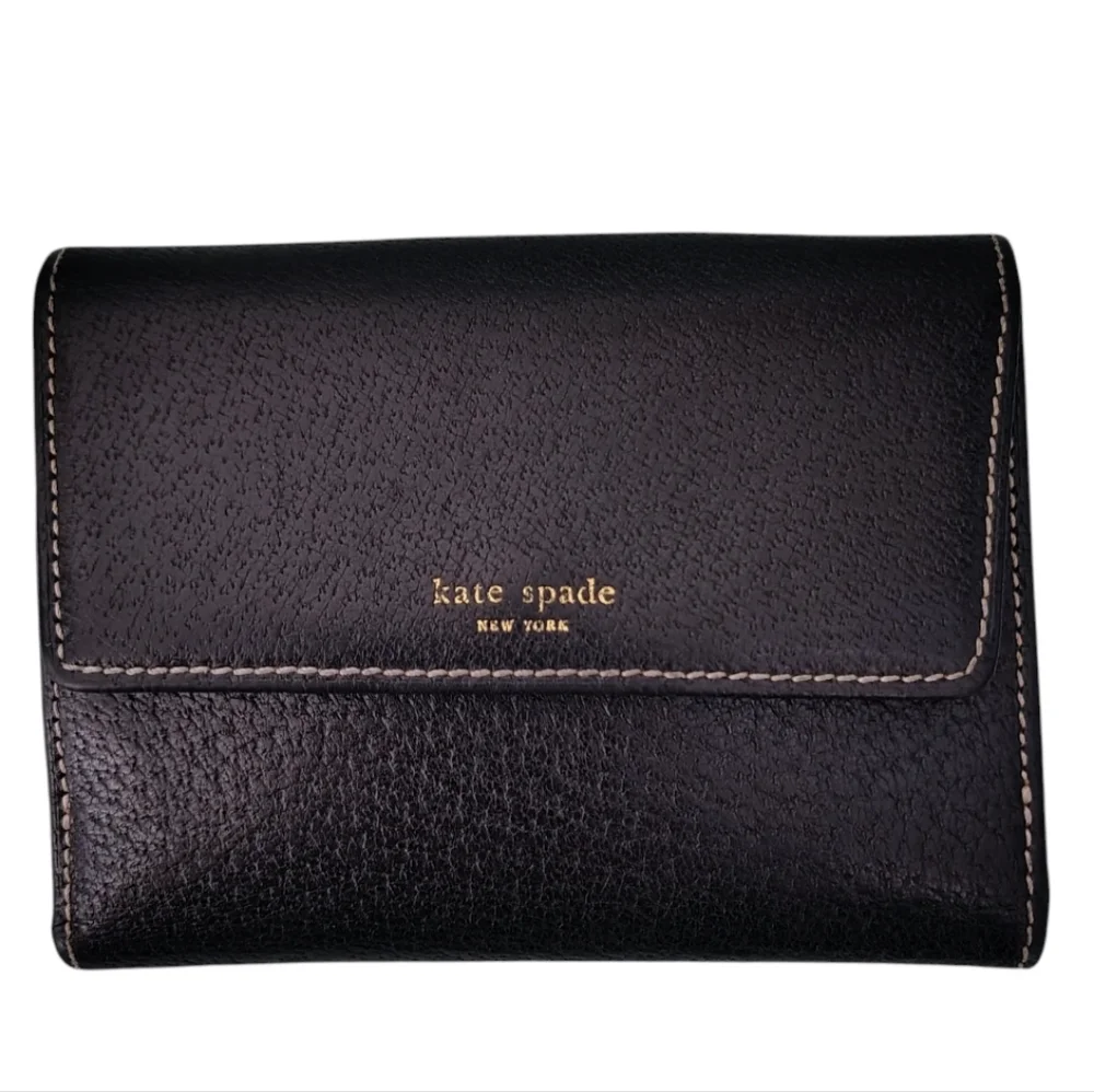 Kate Spade Italy Vintage Wallet - Picture 2 of 11